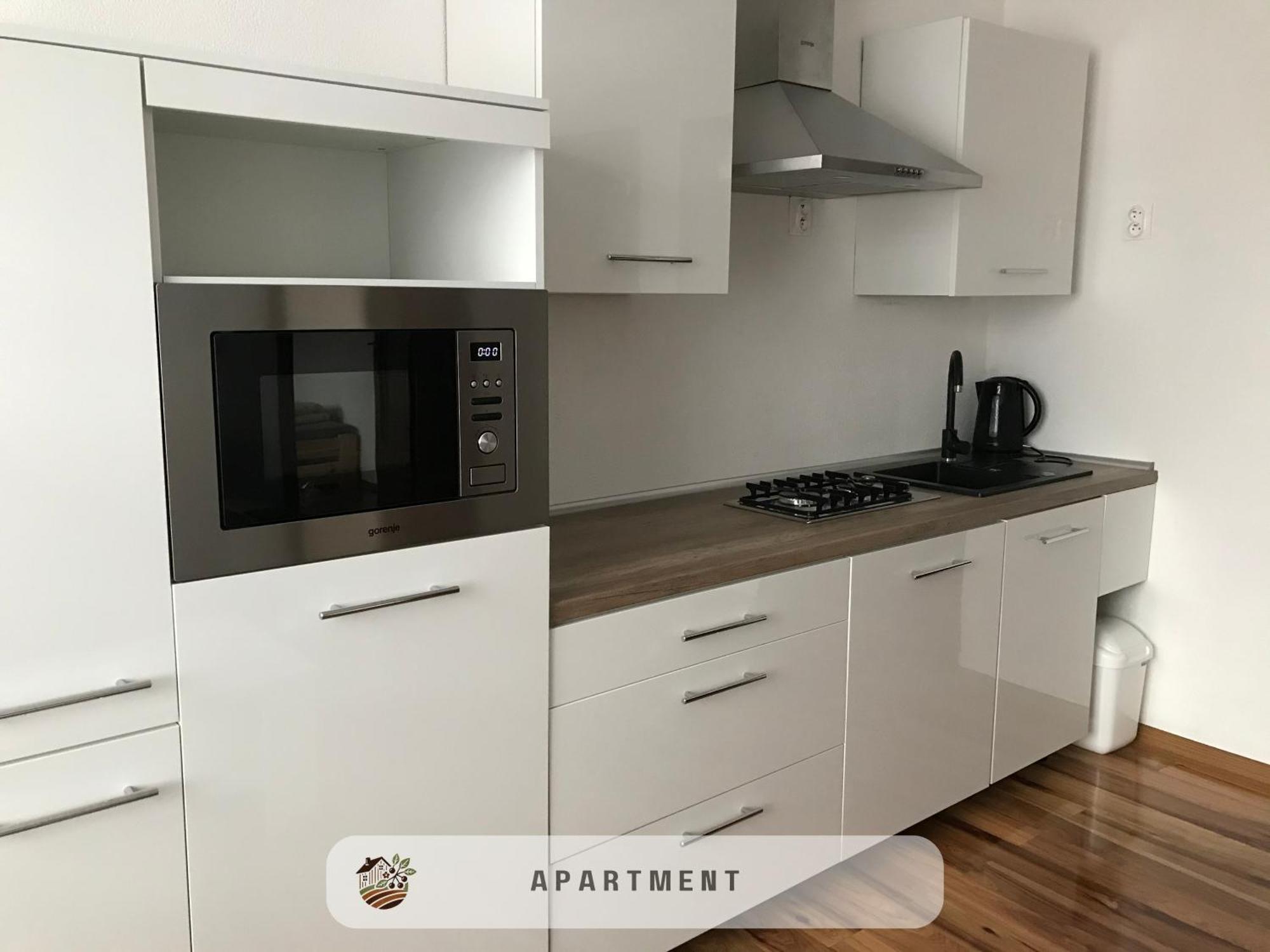 Apartmanovy Dom Visnove Extérieur photo